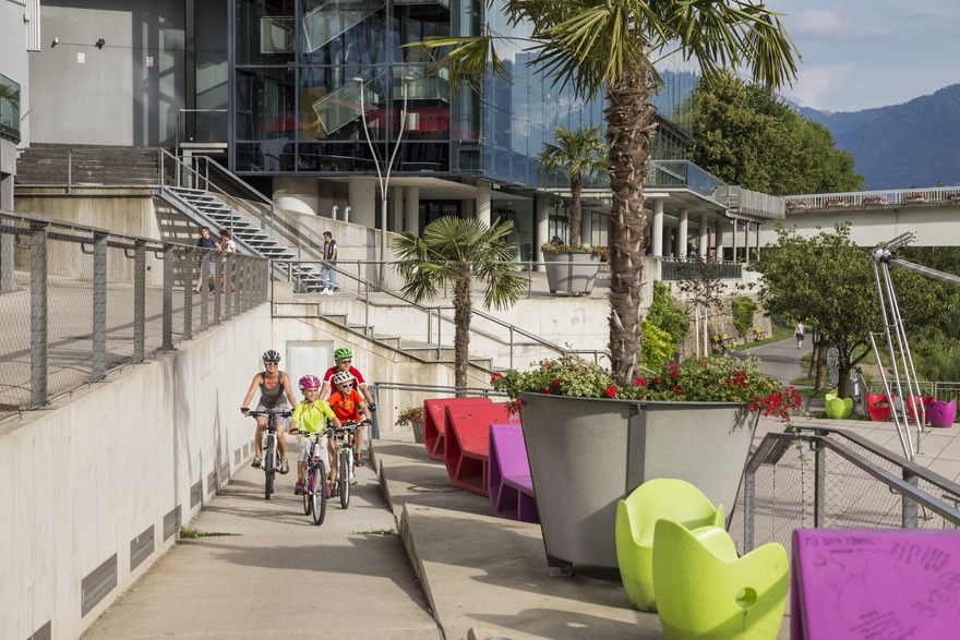 Radfahren mit der ganzen Familie, als Ziel Villach.